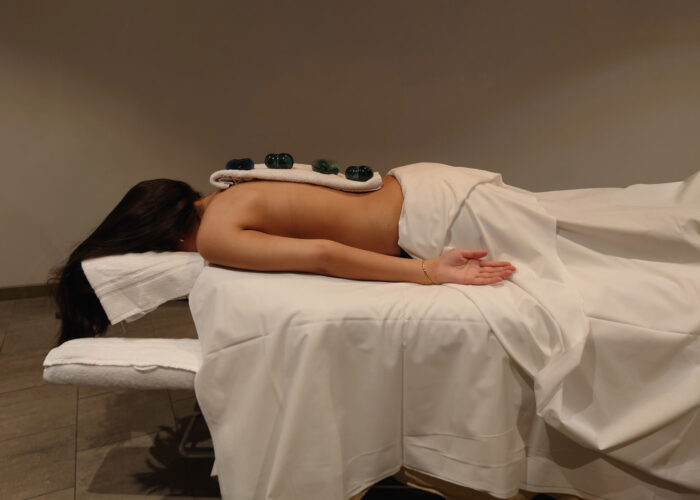 Massage med hett glas